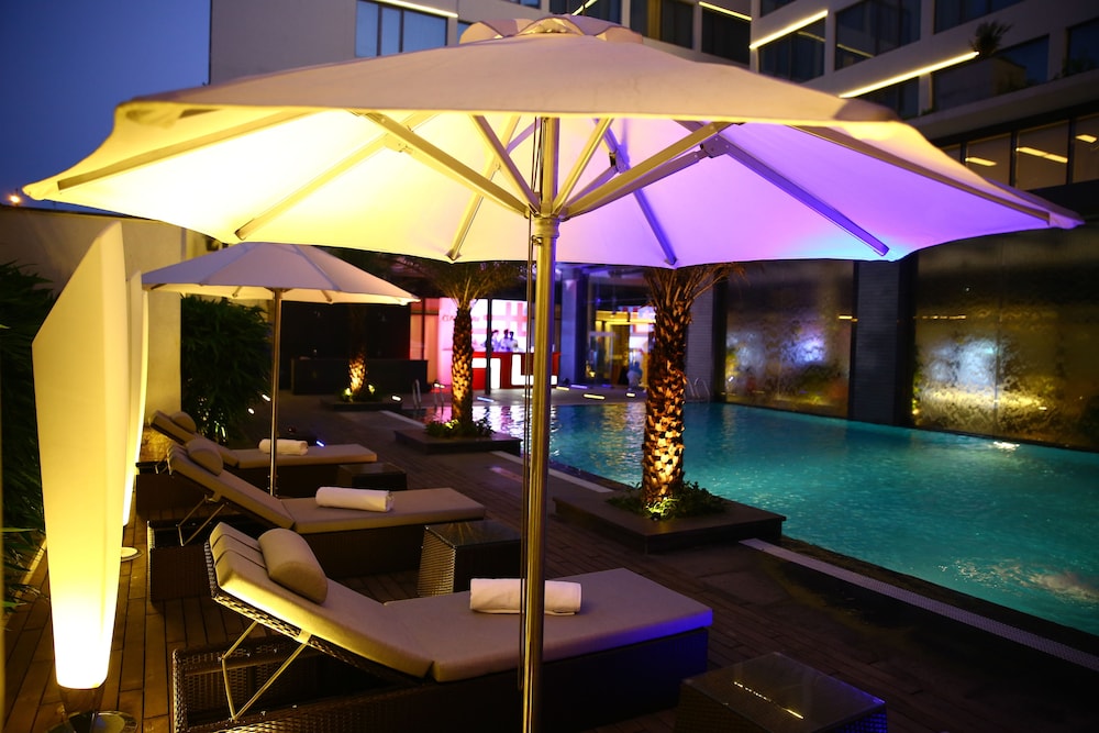 Vivanta Chennai It Expressway 33/37