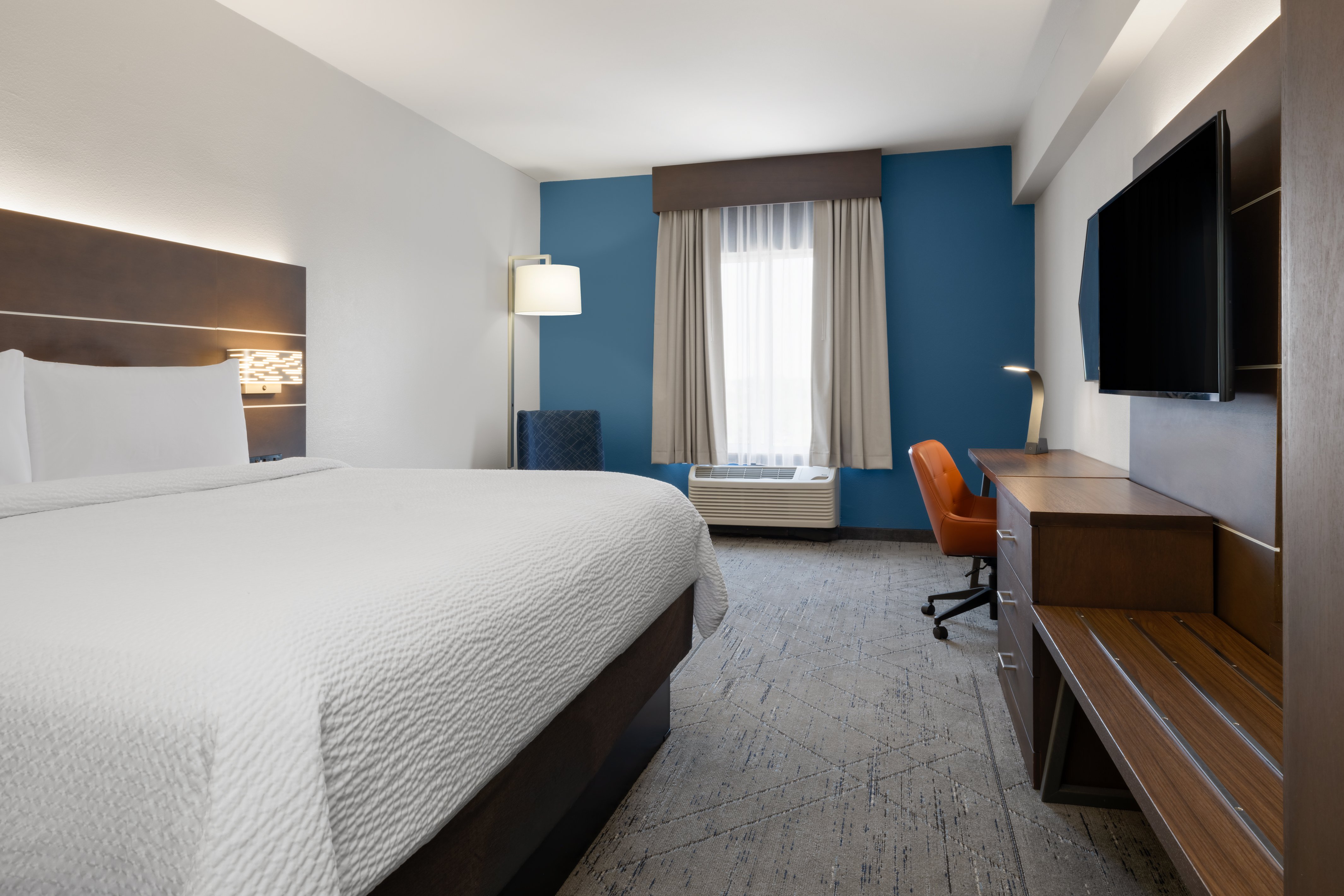 Holiday Inn Express Lake Wales N-Winter Haven 21/71