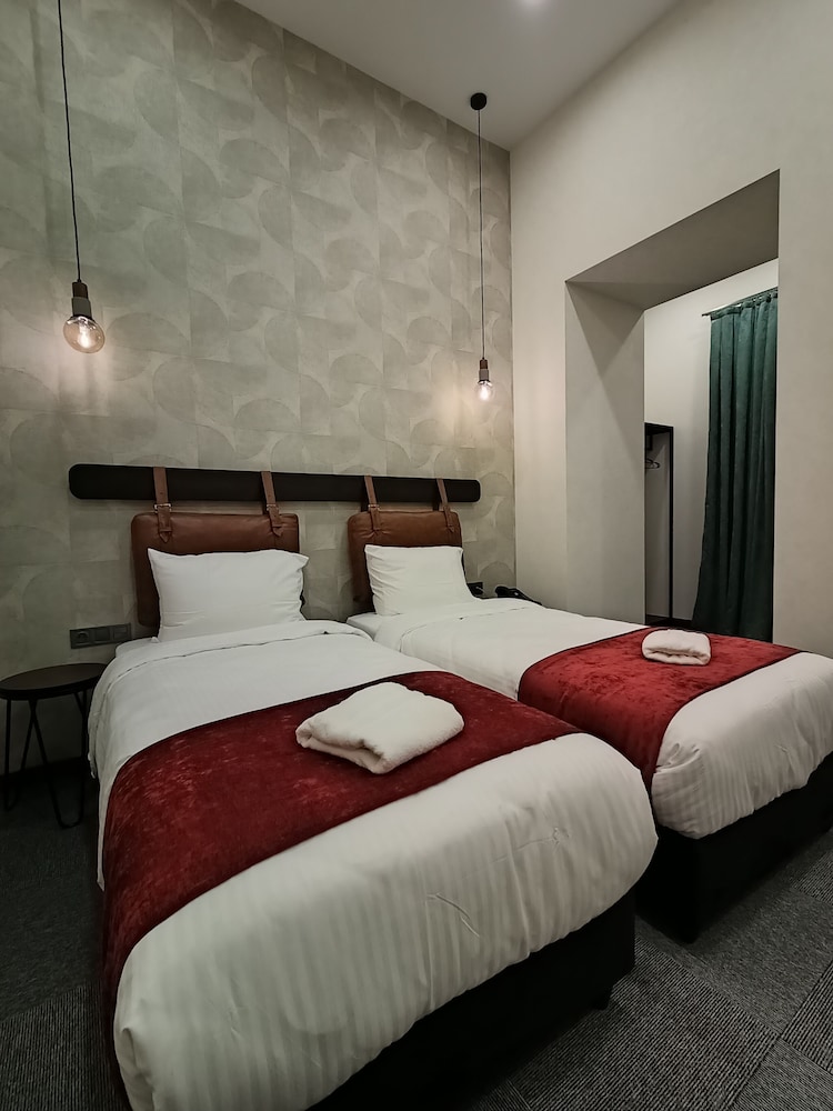 Room at TownHouse Hotel Tbilisi, TBILISI