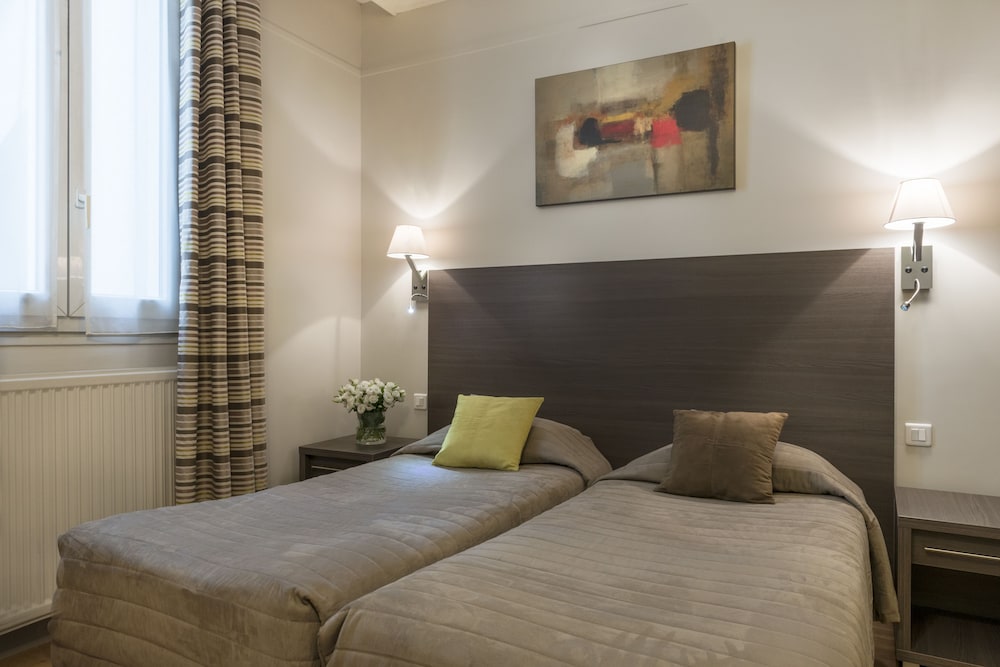 Hotel Beaugency 24/62
