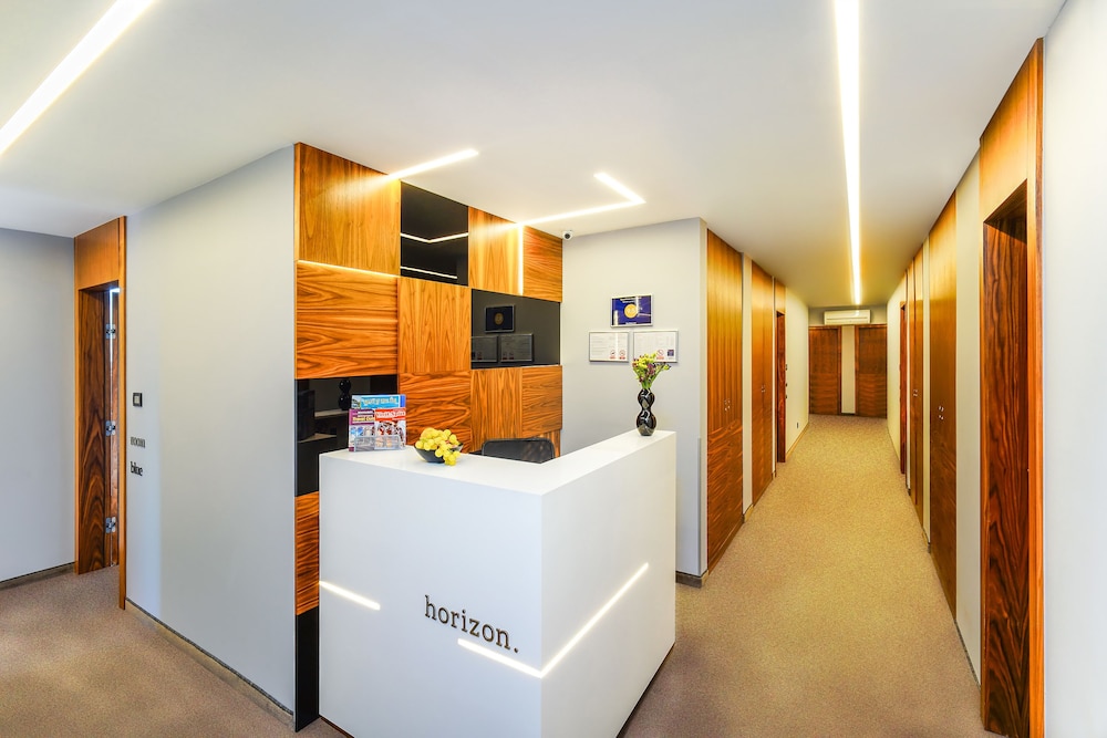 Horizon Luxury Suites 4/50