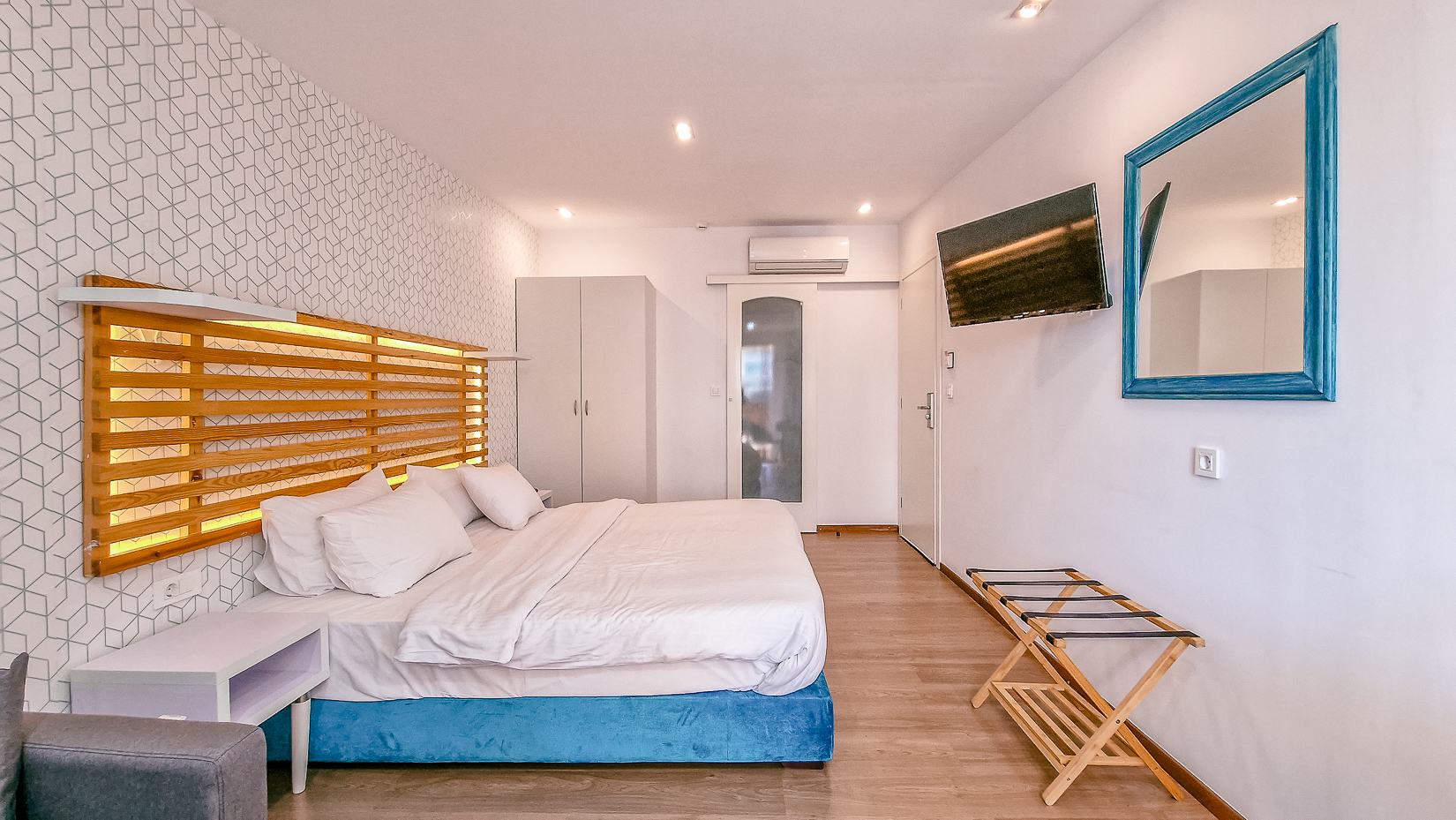 JUNIOR SUITE, HOT TUB, TERRACE