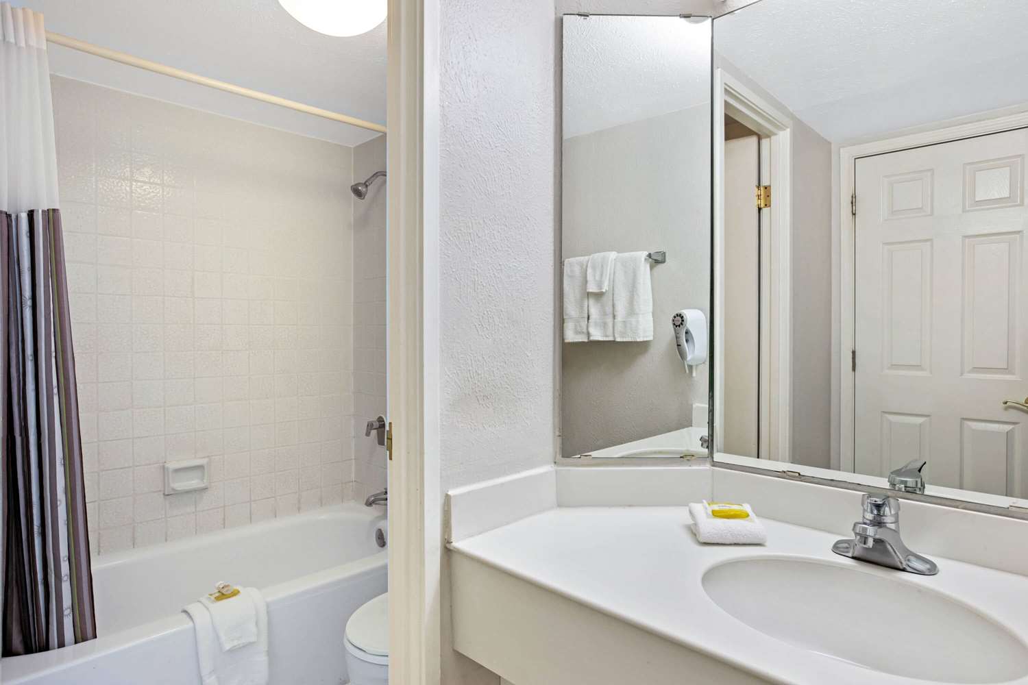 La Quinta Inn El Paso East Lomaland 36/42