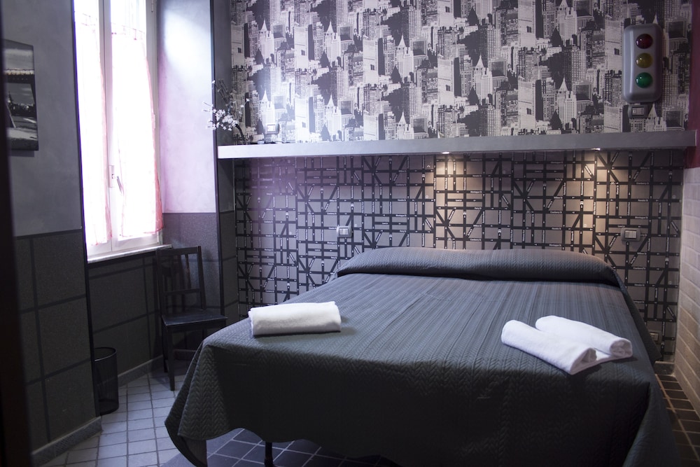 Hotel Agora 12/39