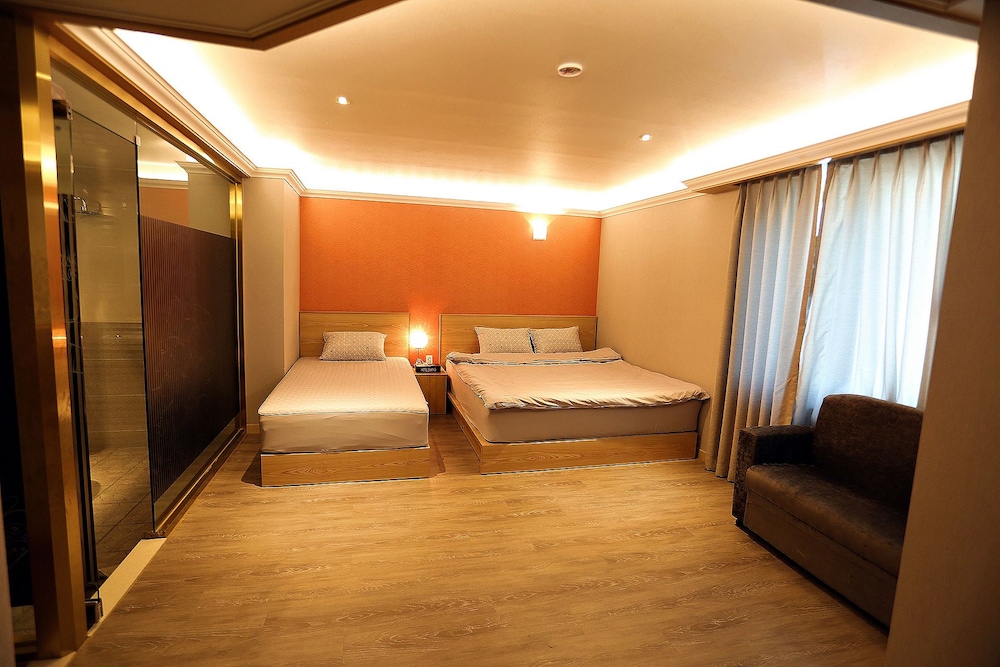 Jeju Sejong Hotel 16/37