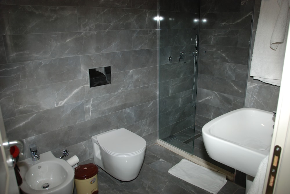 Sunrise Luxury Apartment 49/50