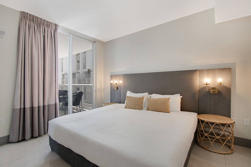 Roami at Habitat Brickell 21/50