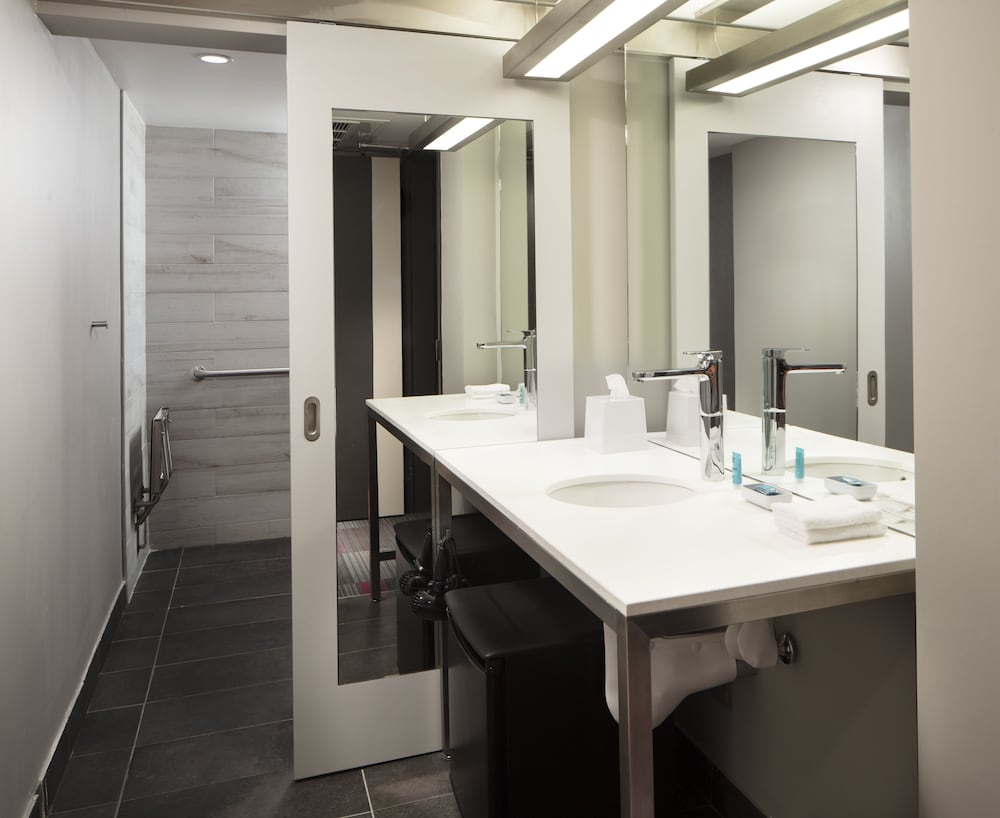 Aloft Coral Gables 43/43