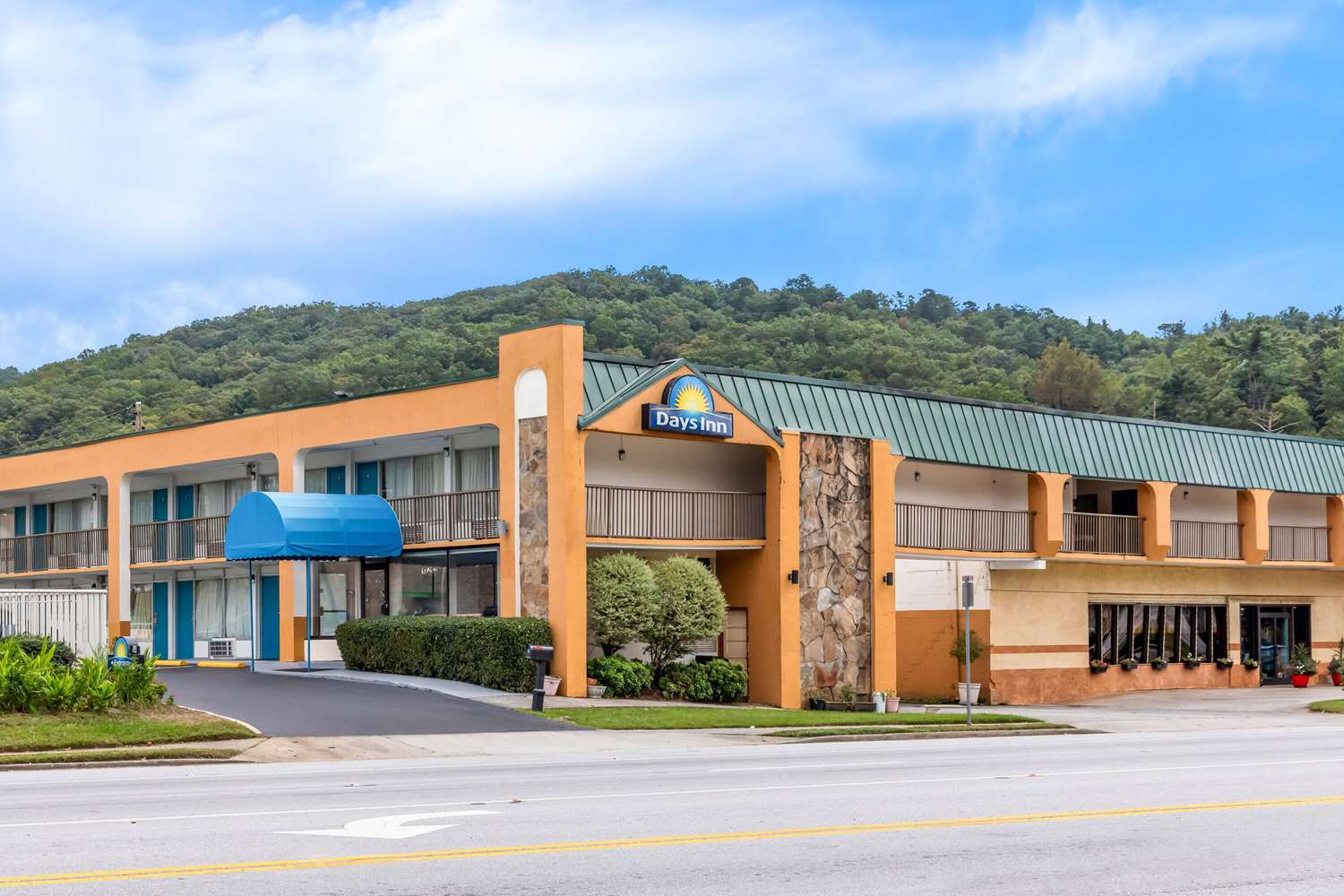Days Inn by Wyndham Clayton 2/26