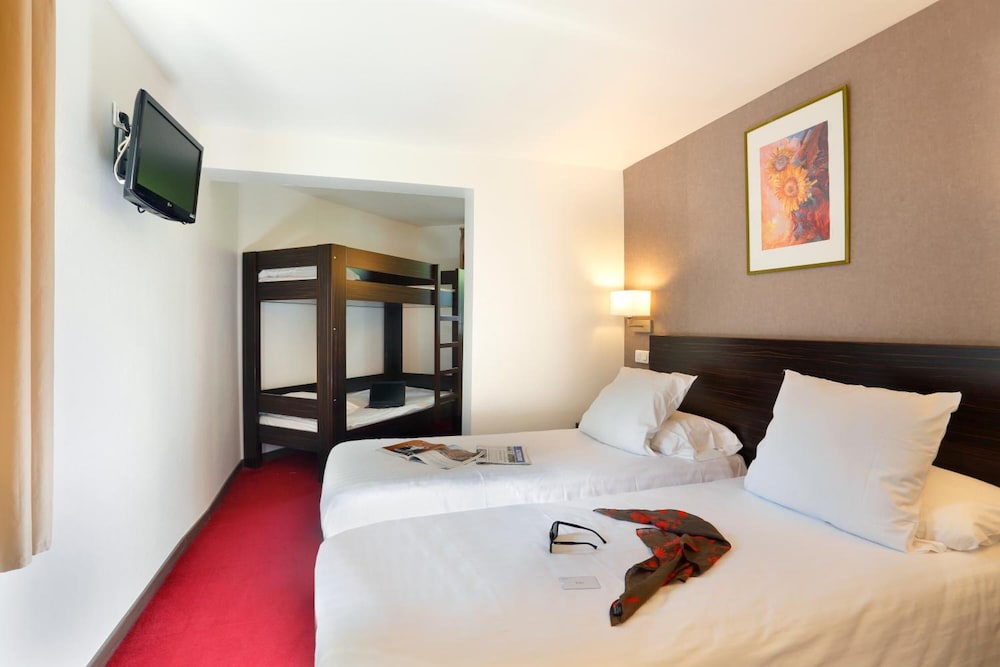 GRAND HOTEL SENIA 34/65