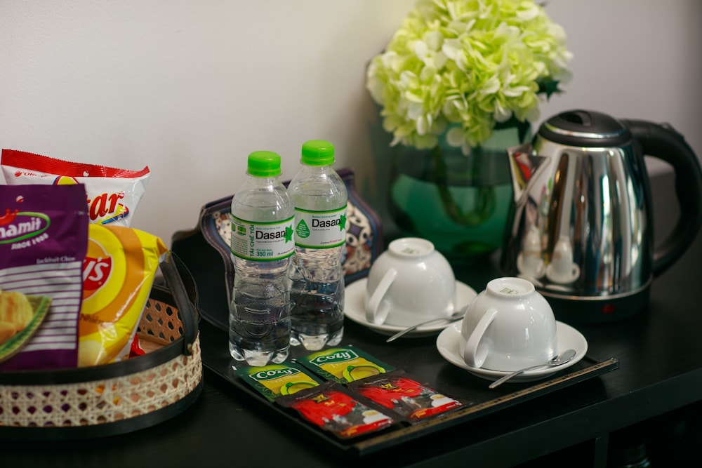 Hotel De Rond Hanoi 32/50