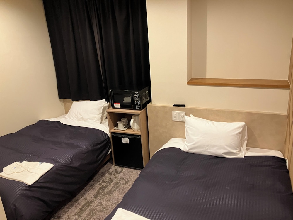 Hotel Livemax BUDGET miharaekimae 24/50