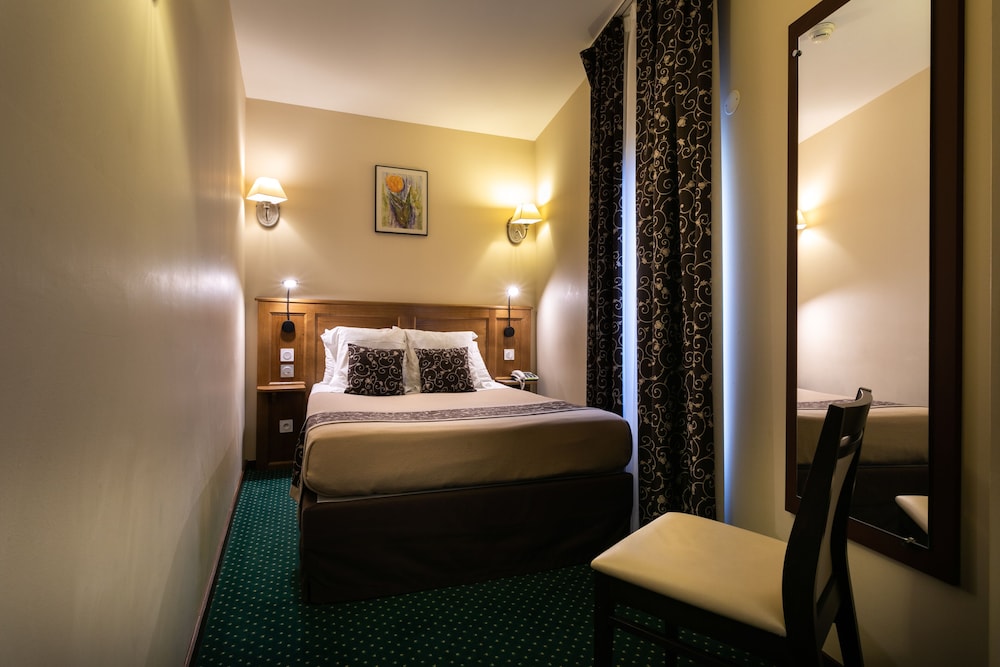 Hotel Heliot 27/66