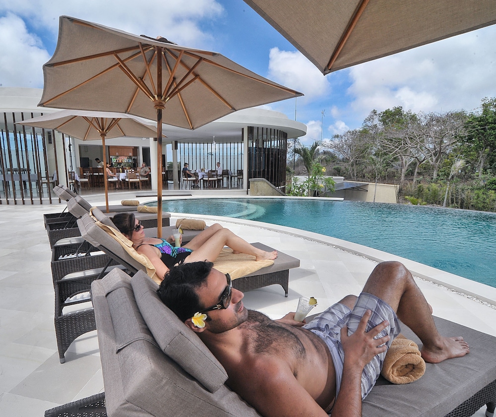 Mahagiri Villa And Spa Dreamland 39/71