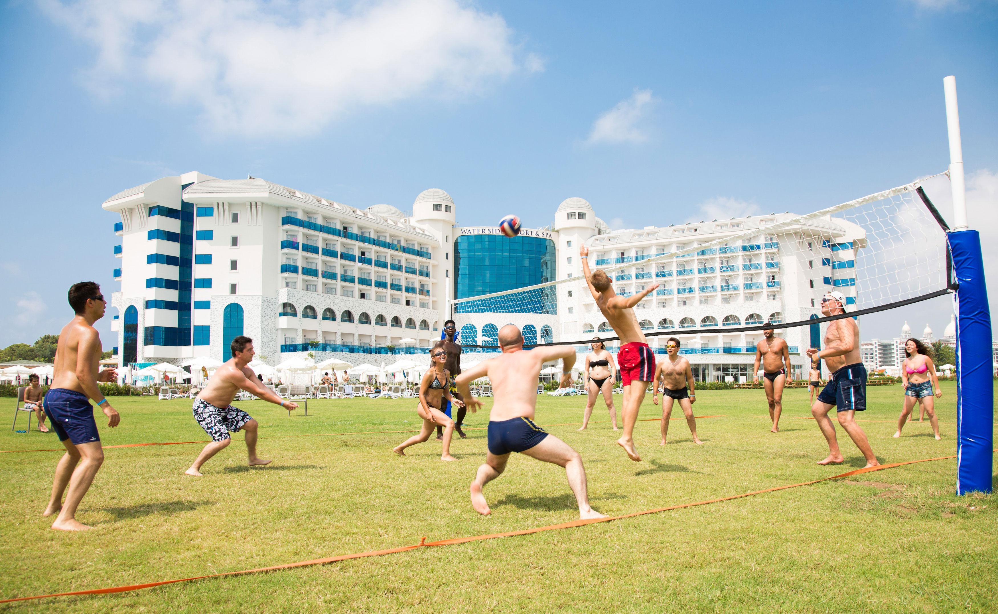 Water Side Resort And Spa 44/50