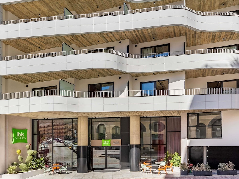 ibis Styles ST Pauls Bay Malta 1/49