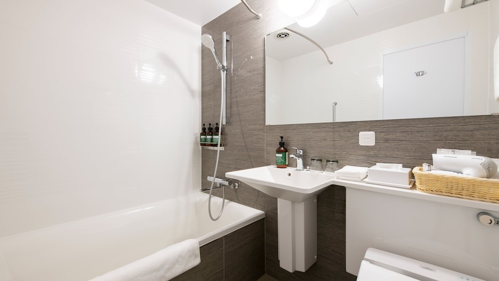 ANA Crowne Plaza Akita by IHG 50/50