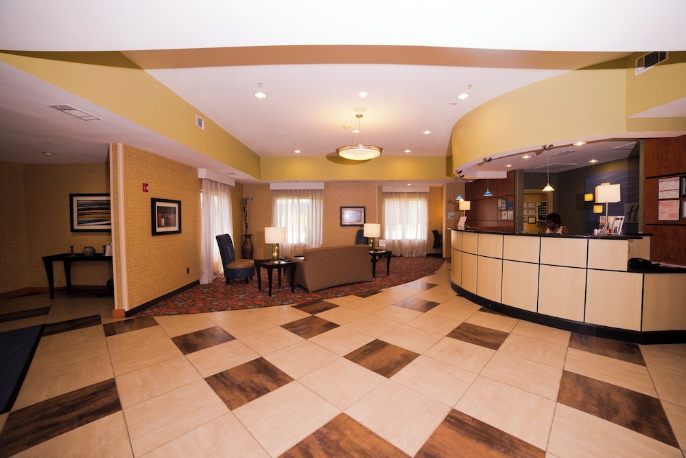 Holiday Inn Express Hotel Suites Atlanta East Lithonia 6/66