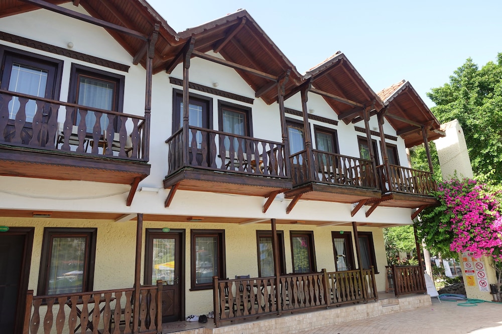 Palmetto Resort Selimiye 1/50