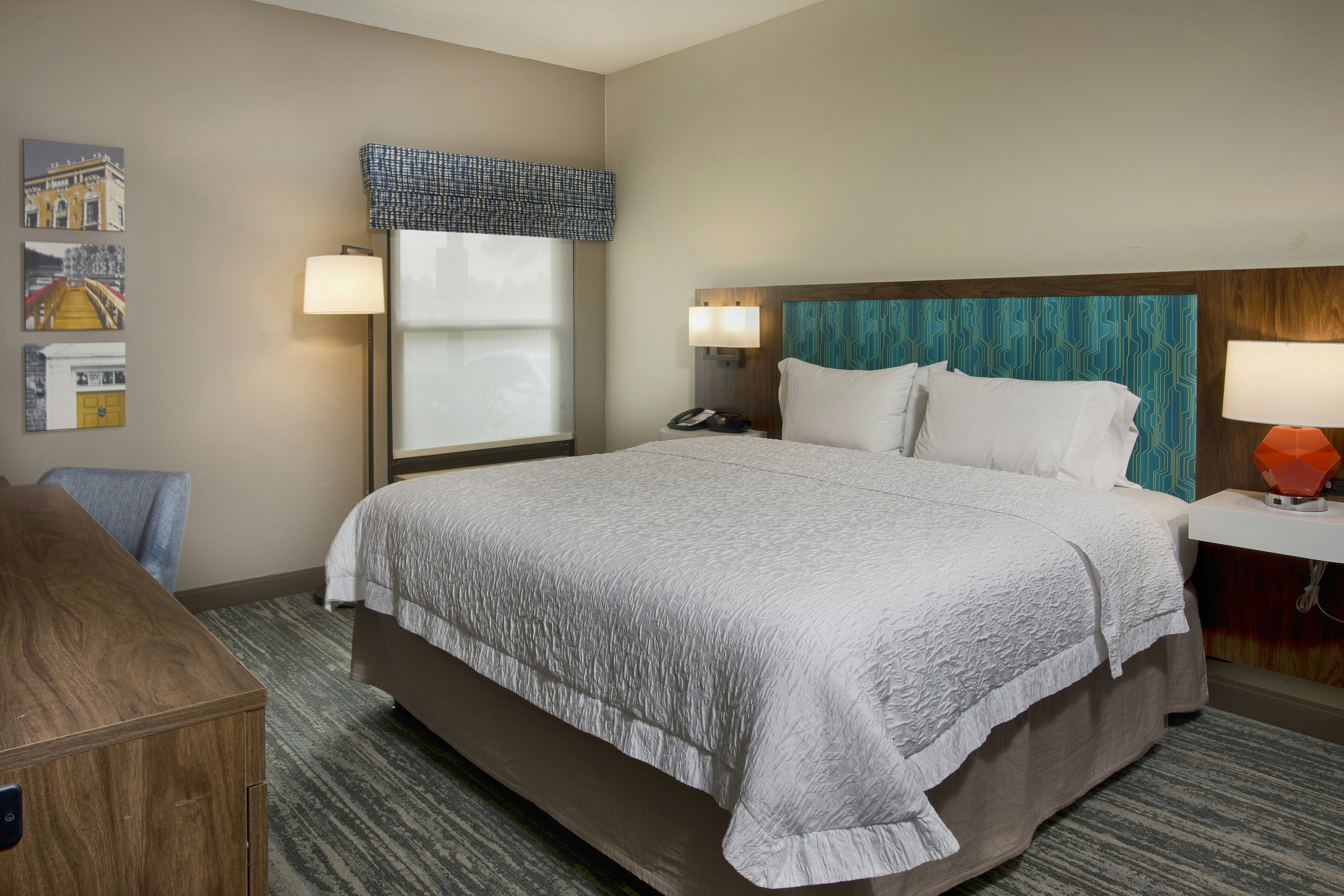 Boardroom, Suite, King Bed