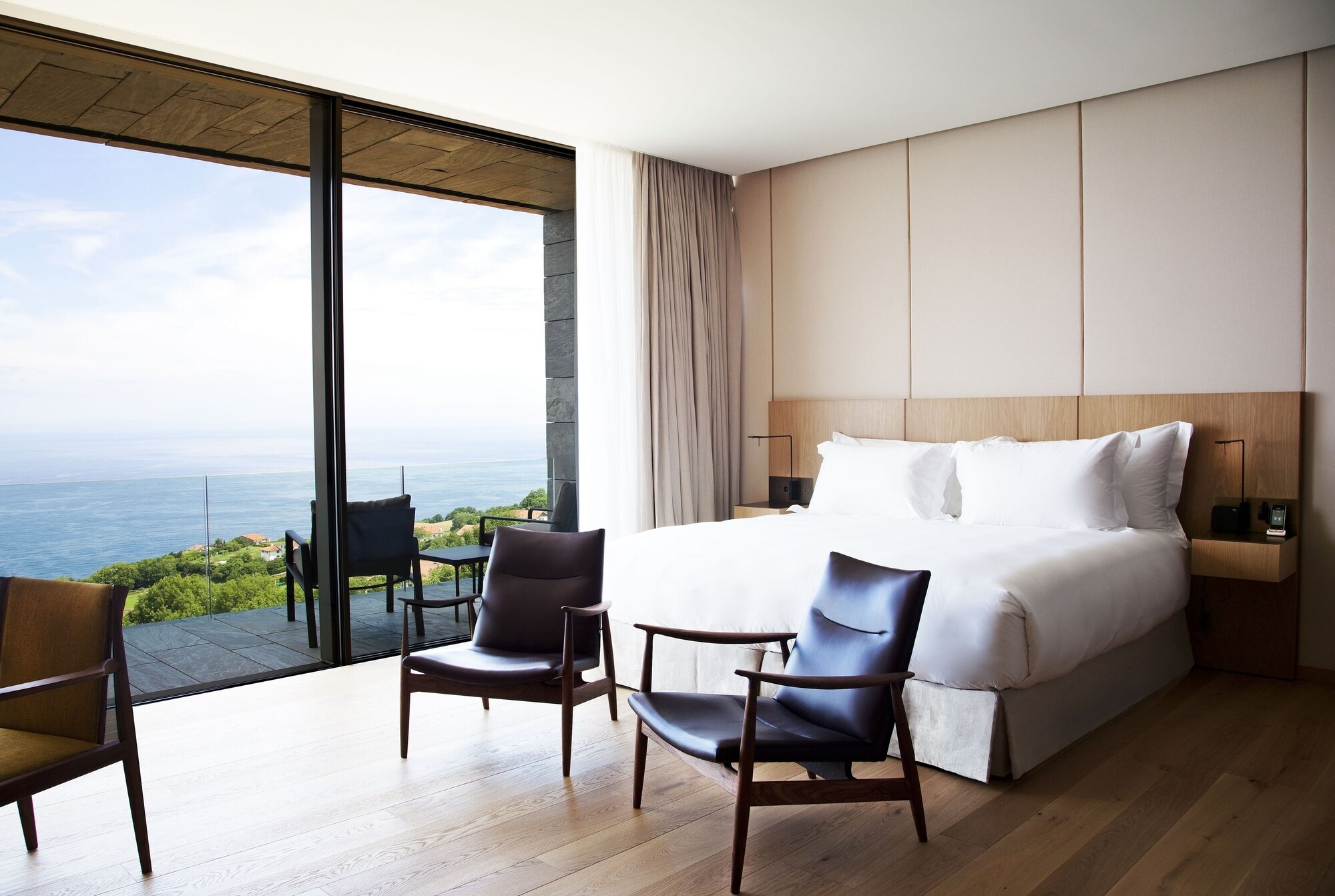 Ocean, Suite, King Bed