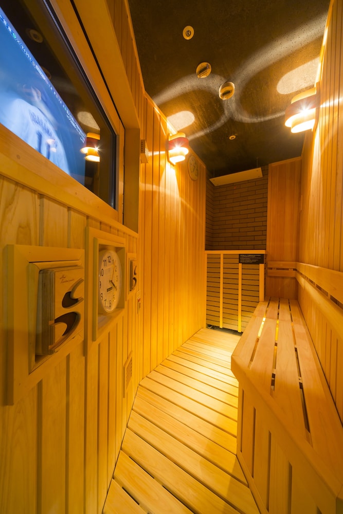 Dormy Inn Premium Tokyo Kodenmacho 28/32