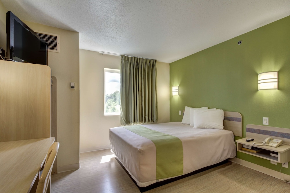 Motel6 Medina, OH - Cleveland 23/37