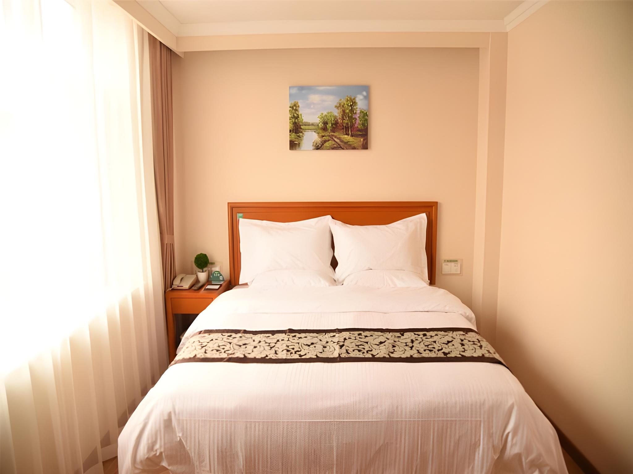 GreenTree Inn Baishan Linjiang Yalu River Express Hotel 10/23