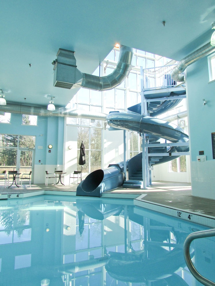 Sandman Hotel Suites Squamish 12/46
