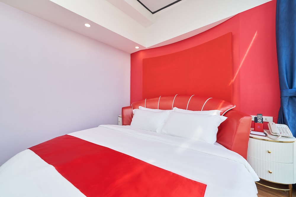 Sapphire Hotel Silom Bangkok 10/48