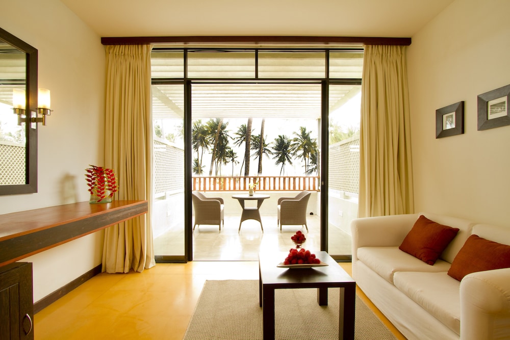 The Blue Water Hotel and Spa 32/50