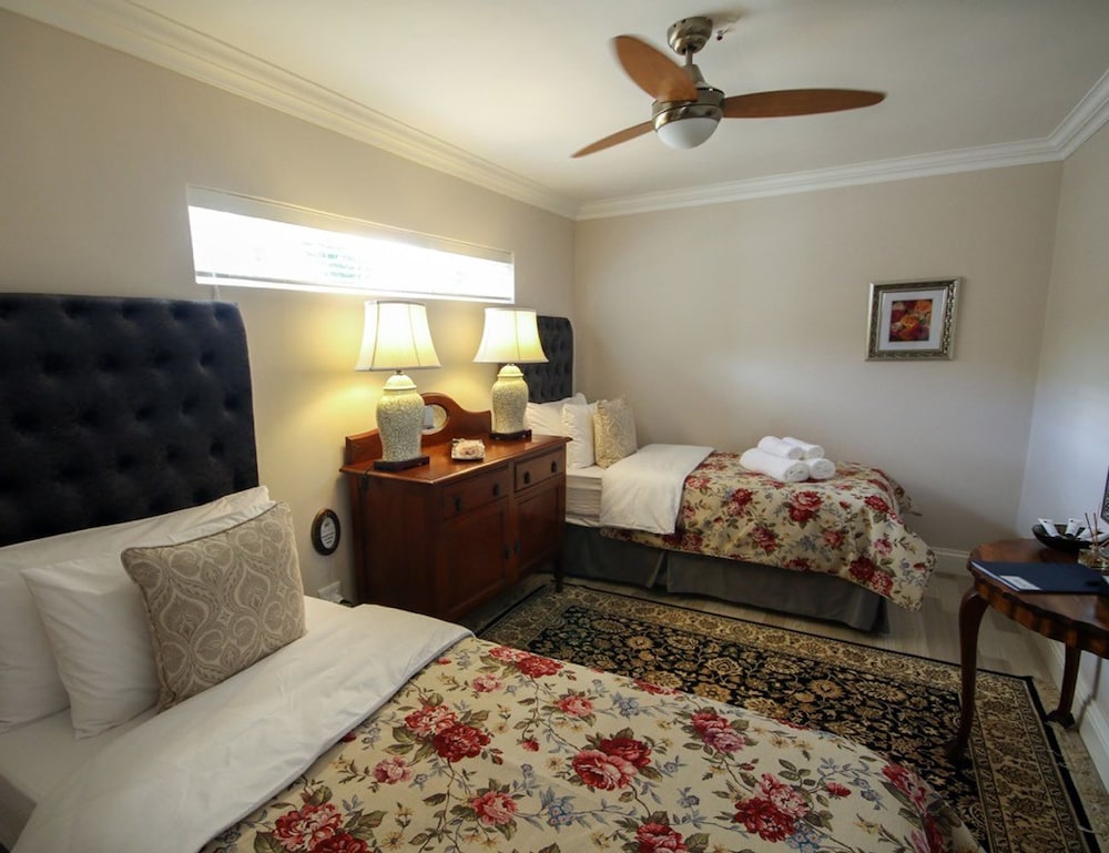 Elephant Country Guest House 11/19
