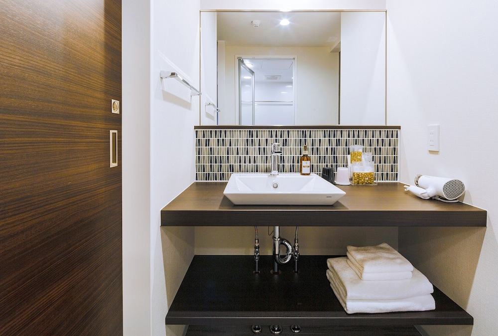 Hotel M's Est Shijo-Karasuma 43/48