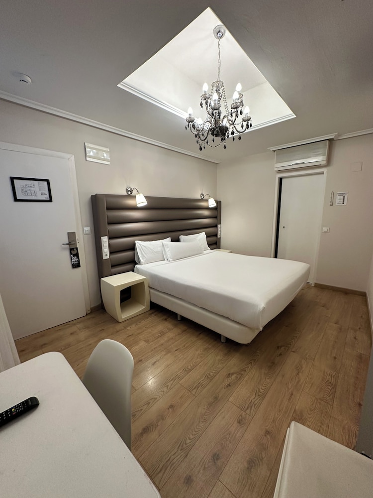 Hotel Pilar Plaza Zaragoza 29/66