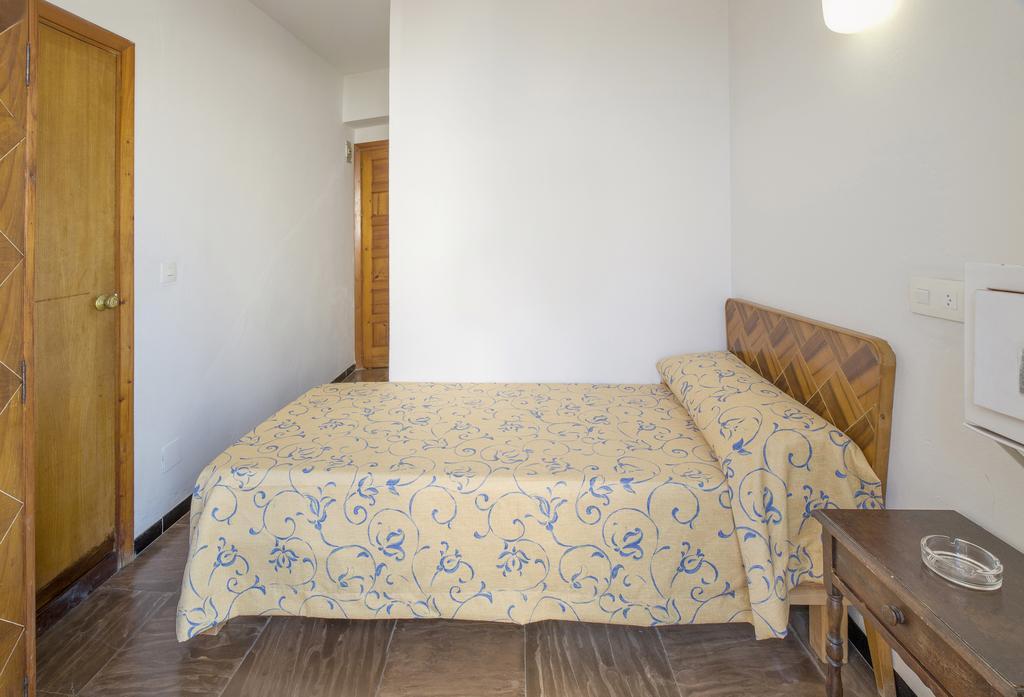 Hostal Alicante San Antonio 71/81