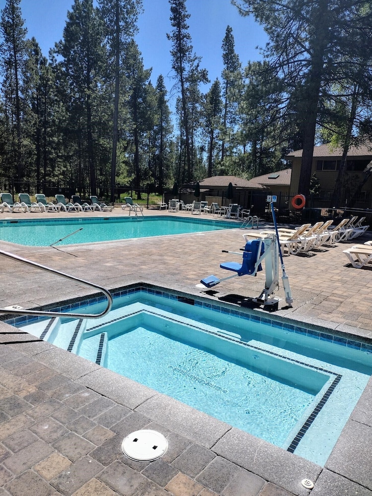 The Pines at Sunriver 35/58