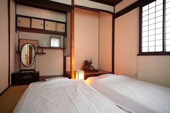 Traditional, 2 Double Beds