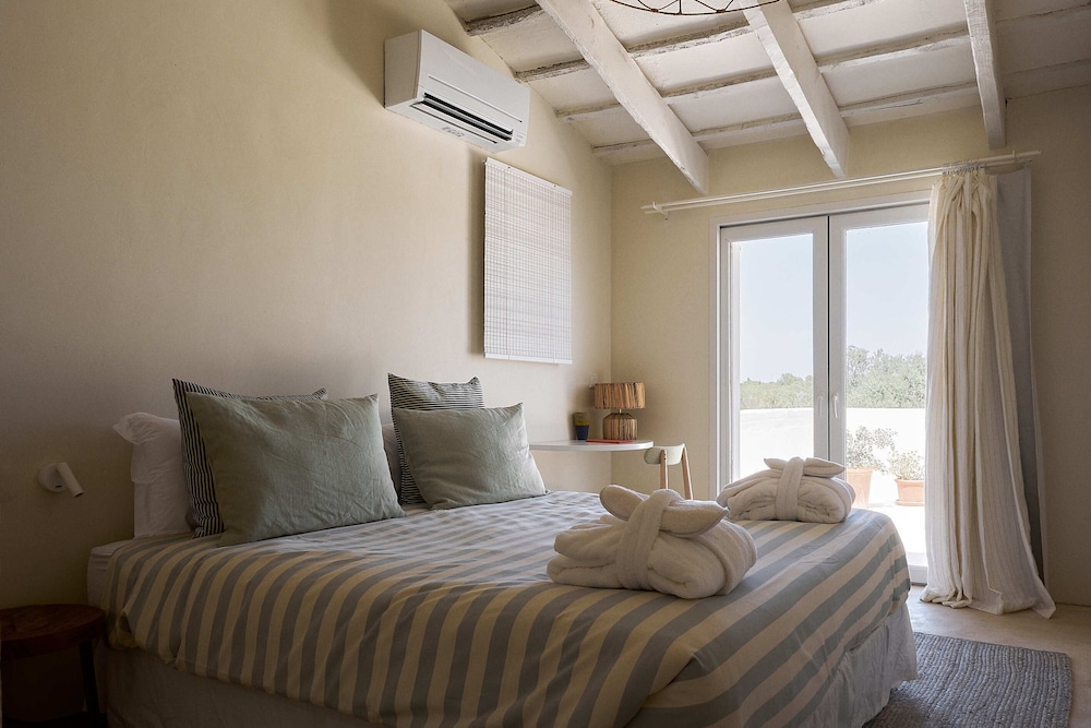 ROOM, DOUBLE BED, TERRACE