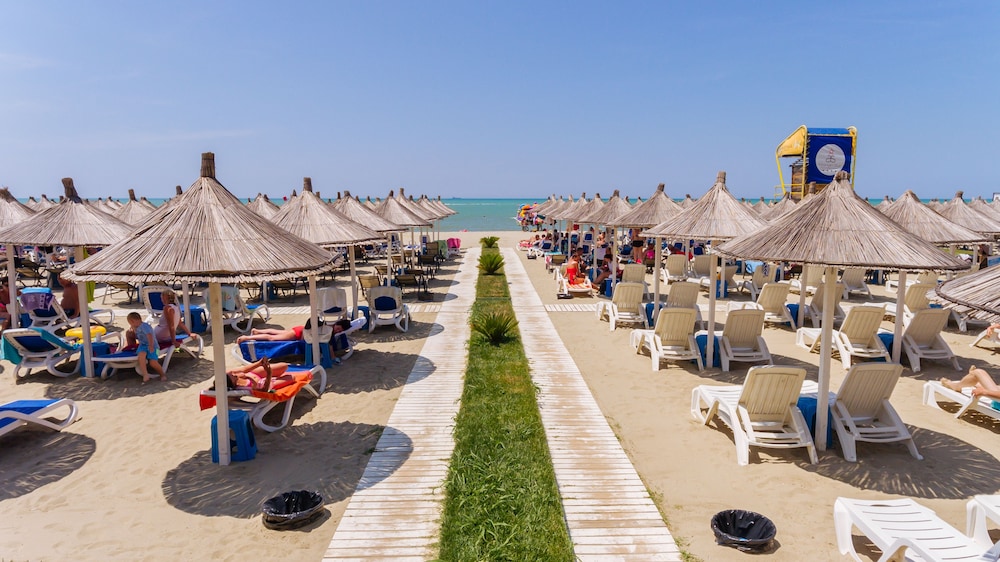 Albanian Star Hotel 34/50