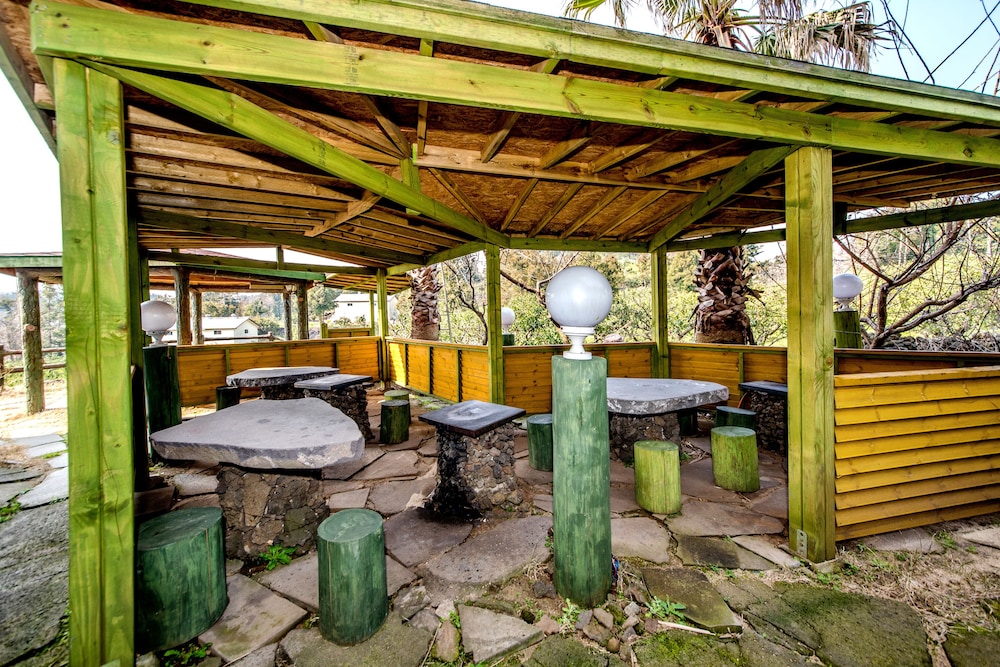 Jungmun Jejuhue Pension 16/44