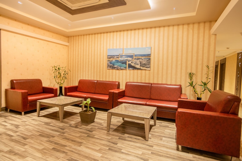 Ab Clarks Inn Jalandhar 10/17