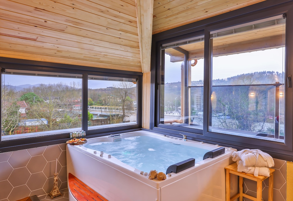 Agva Pieria Luxury Hotel 15/47