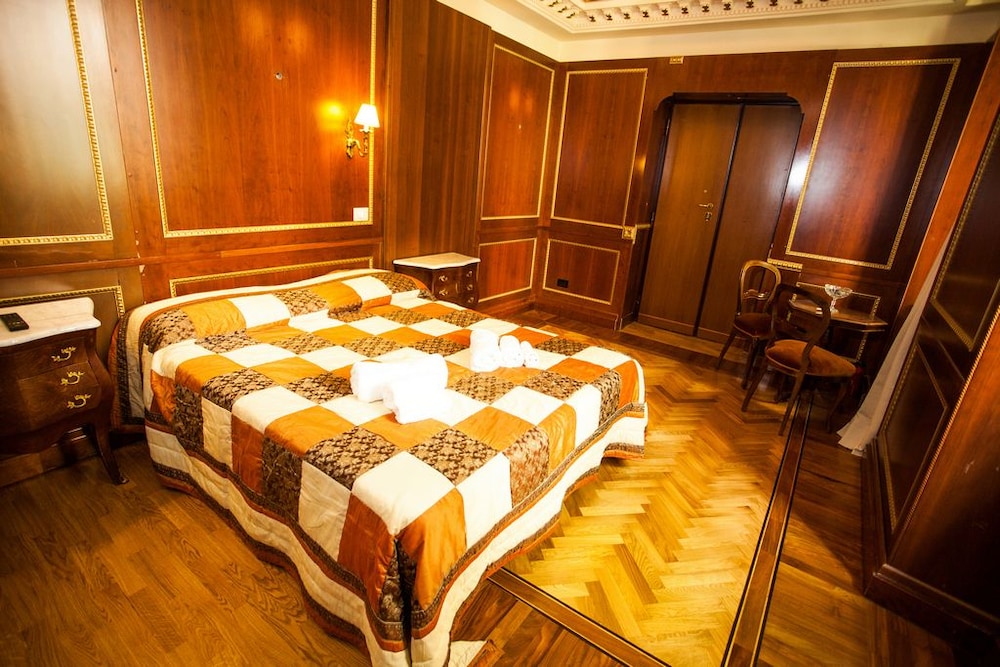 Domina Popolo B&B 33/47