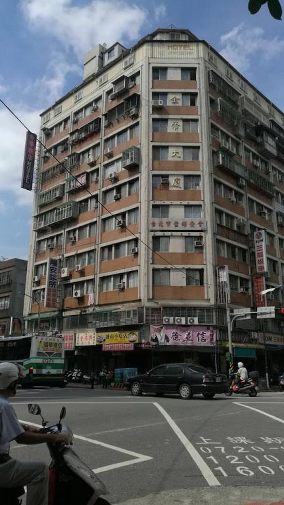 Ti Hwa Hotel 43/49