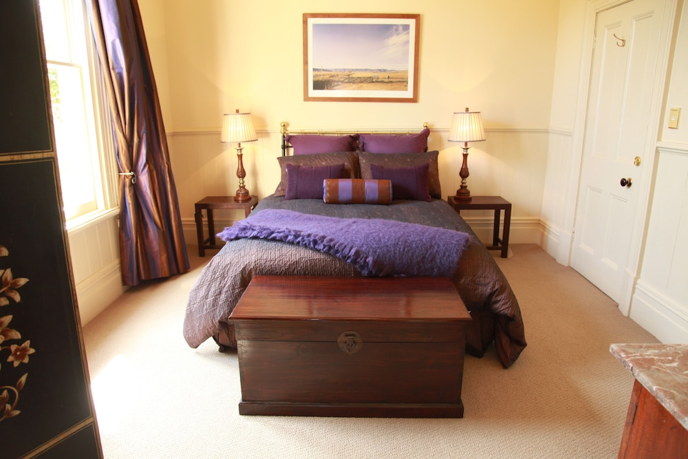 The Lilac Rose Boutique Bed and Breakfast 24/48