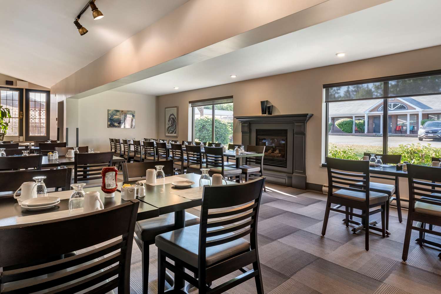 Dannys Hotel Suites Surestay Collection By Best Western 33/47