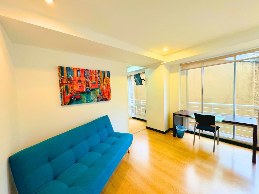 Hotel Aparta Suite Continental 47/75