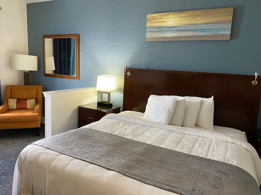 Hotel Pensacola 20/65