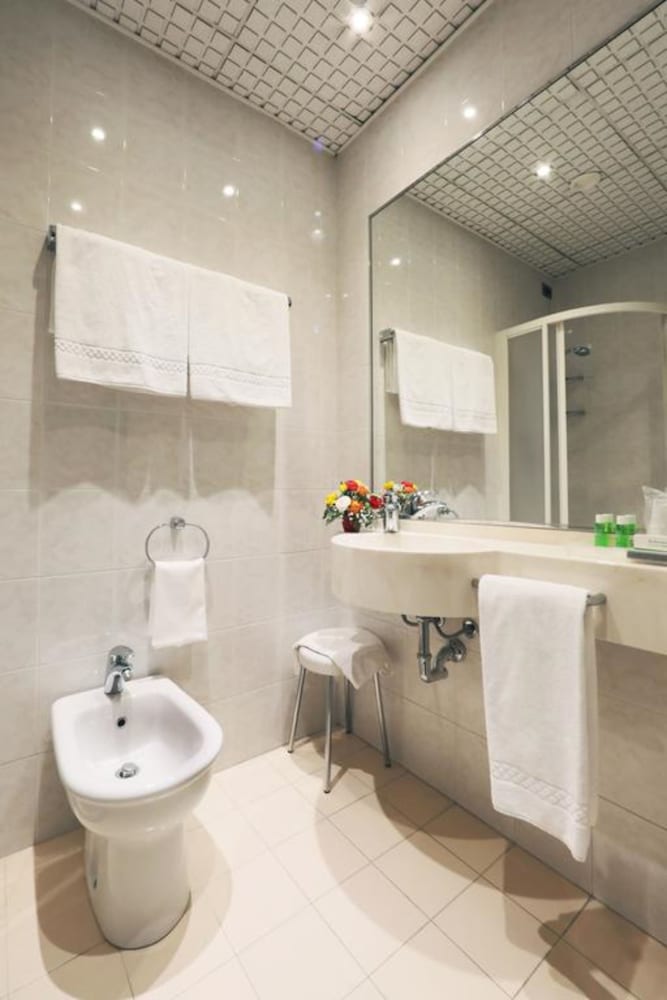 Hotel Campion 22/67