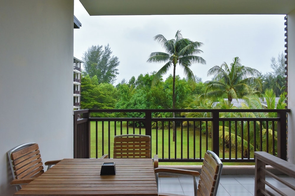 Kantary Beach Hotel 35/49